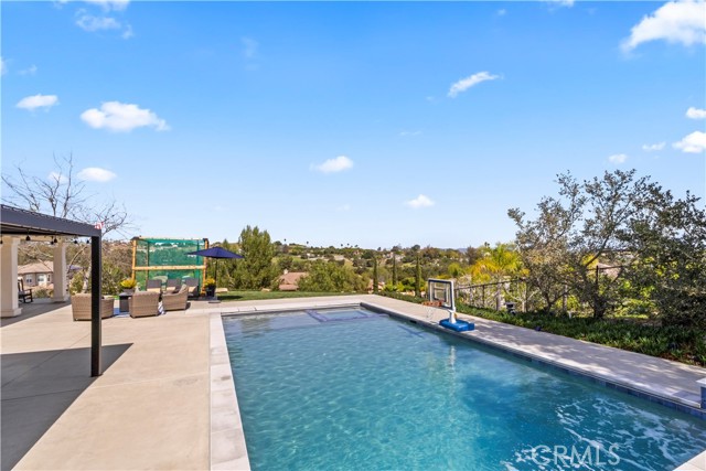 Detail Gallery Image 51 of 66 For 380 Highland Oaks Ct, Fallbrook,  CA 92028 - 5 Beds | 4/1 Baths