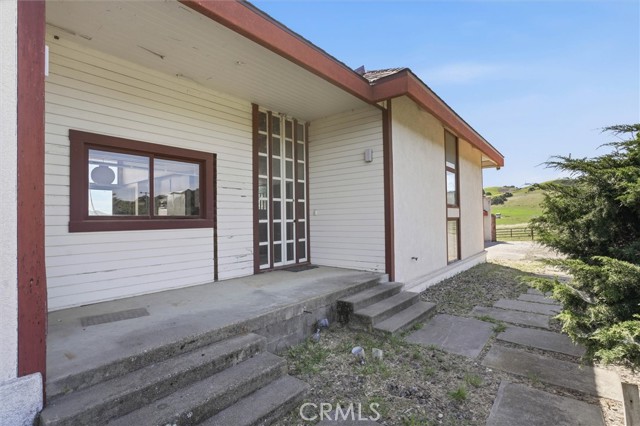 Detail Gallery Image 17 of 54 For 5350 Davenport Creek Rd, San Luis Obispo,  CA 93401 - 4 Beds | 3 Baths