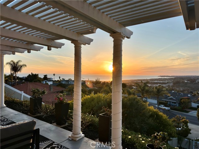 703 Avenida Presidio, San Clemente CA: https://media.crmls.org/medias/bd3c7bca-20e7-4000-a93e-5bc19cd7190c.jpg