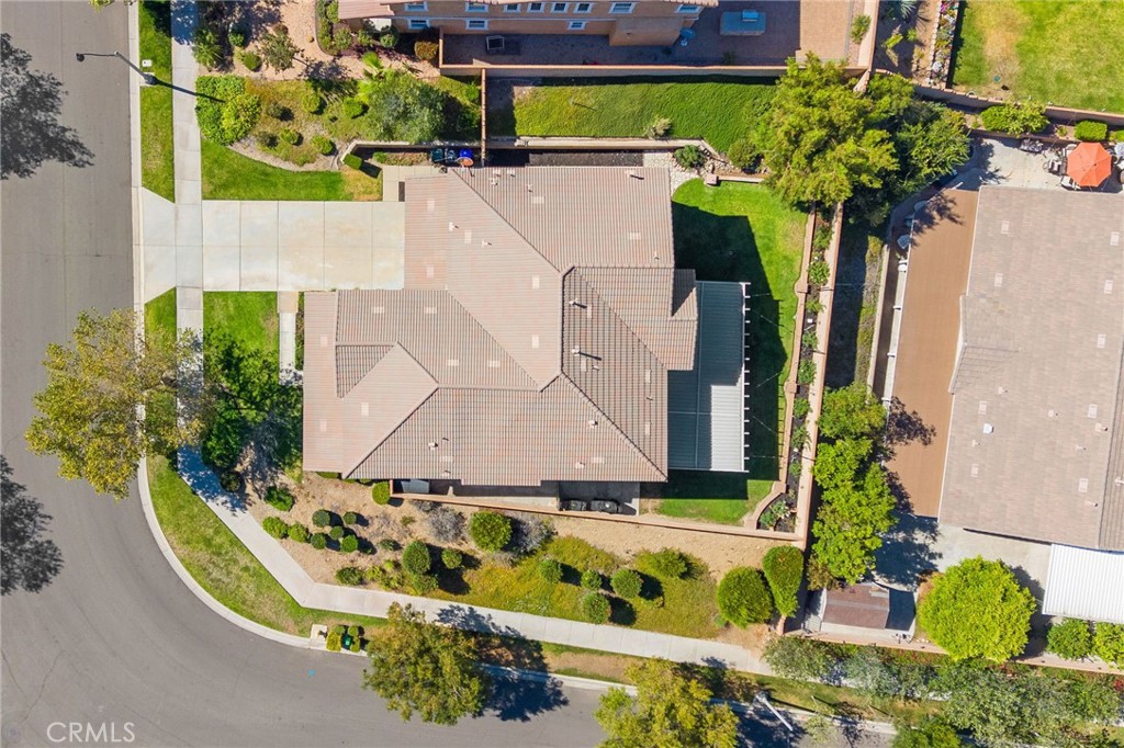 https://media.crmls.org/medias/bd3d1888-e9a8-44d9-8349-20da41328e03.jpg?preset=X-Large