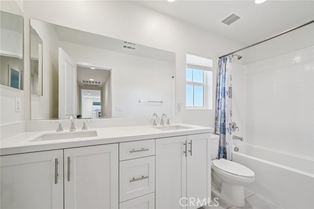 Detail Gallery Image 28 of 68 For 28331 Harvest Gold Ct, Menifee,  CA 92584 - 4 Beds | 3 Baths