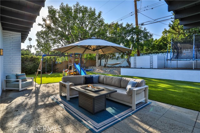 315 Teasdale Drive, Claremont CA: https://media.crmls.org/medias/bd3e285e-2086-48f1-a010-a795bc7b1550.jpg