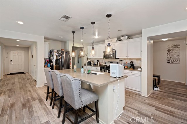 Detail Gallery Image 8 of 16 For 3450 Potomac Ct, Perris,  CA 92570 - 5 Beds | 3 Baths