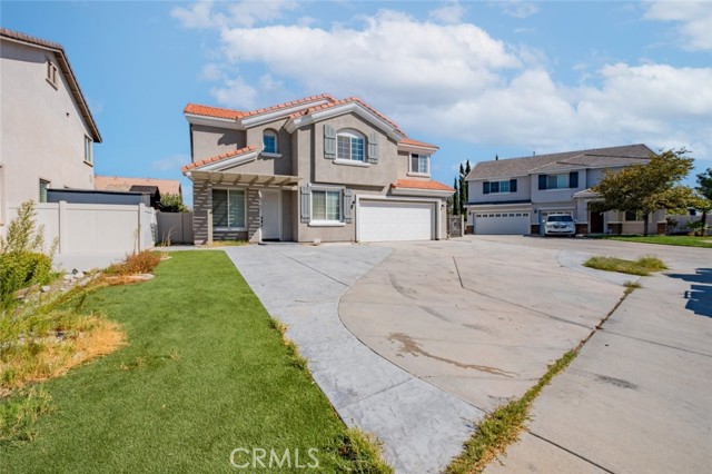 Detail Gallery Image 3 of 36 For 6349 Catania Ct, Palmdale,  CA 93552 - 6 Beds | 2/1 Baths