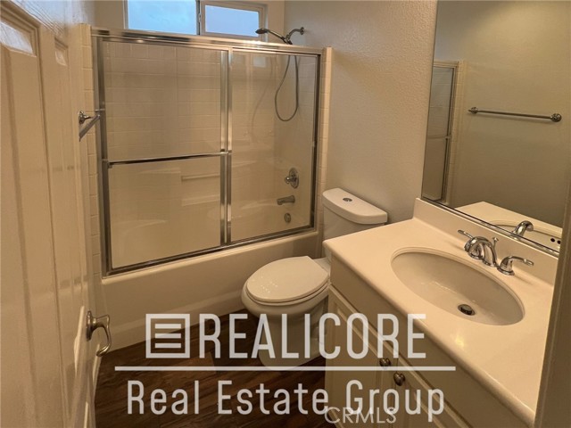 Detail Gallery Image 10 of 37 For 15806 Rock Point Ln, Fontana,  CA 92336 - 4 Beds | 2/1 Baths