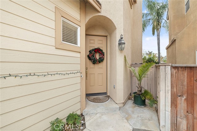 Detail Gallery Image 3 of 31 For 260 S Firenza Way, Orange,  CA 92869 - 4 Beds | 2/1 Baths