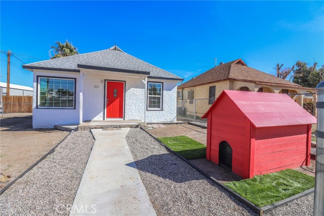 Detail Gallery Image 1 of 33 For 503 Palm Way, Needles,  CA 92363 - 3 Beds | 2 Baths