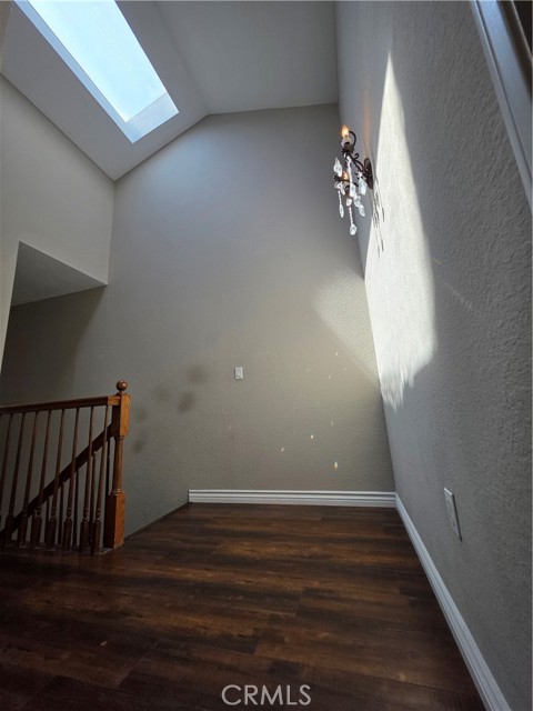 21901 Moneta Avenue, Carson CA: https://media.crmls.org/medias/bd4399a9-4fb5-4da0-ba9b-dbf6a2357afa.jpg
