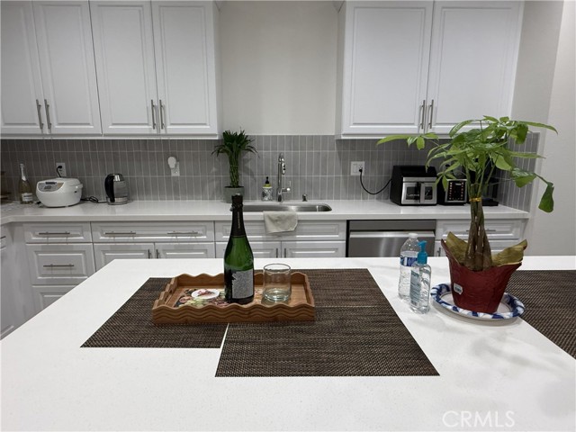 Detail Gallery Image 34 of 74 For 243 S Sand Palm Dr, Anaheim,  CA 92802 - 3 Beds | 3 Baths