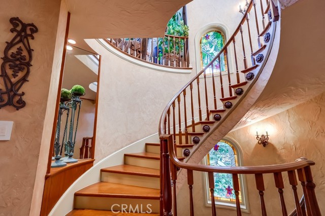 6048 Lido Lane, Long Beach CA: https://media.crmls.org/medias/bd43cc8f-7c25-474e-bd26-bd20094e1906.jpg