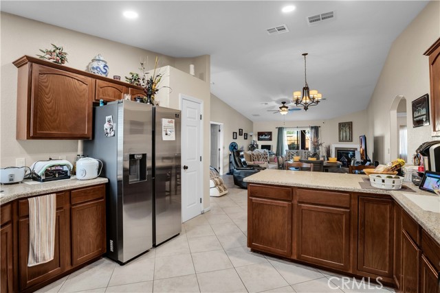 Detail Gallery Image 11 of 45 For 6789 Copper Mountain Rd, Twentynine Palms,  CA 92277 - 4 Beds | 2 Baths