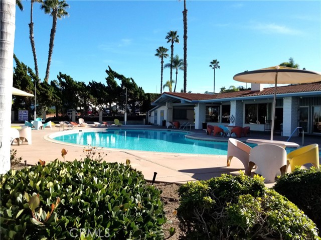 Detail Gallery Image 15 of 18 For 2550 Pacific Coast Hwy. #63a, Torrance,  CA 90505 - 2 Beds | 2 Baths