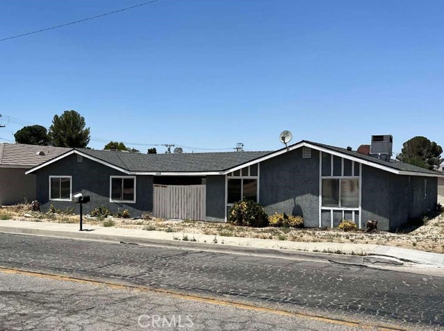 16628 Victor Street, Victorville CA: https://media.crmls.org/medias/bd467658-130e-4402-8cee-ad2d854a8553.jpg