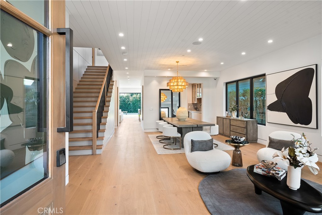 4447 Gentry AvenueStudio City img 2