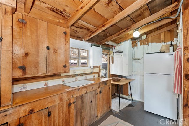 Detail Gallery Image 11 of 46 For 239 Big Bear Tract a,  Fawnskin,  CA 92333 - 1 Beds | 1 Baths