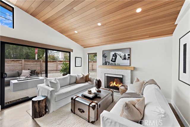 Detail Gallery Image 1 of 31 For 34002 Zarzito Dr, Dana Point,  CA 92629 - 2 Beds | 2 Baths