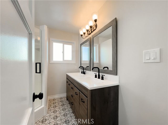 Detail Gallery Image 22 of 42 For 1150 E 61st St, Long Beach,  CA 90805 - 4 Beds | 2 Baths