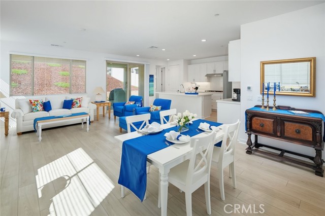 Detail Gallery Image 19 of 39 For 17806 Top Court, Canyon Country,  CA 91350 - 2 Beds | 2 Baths