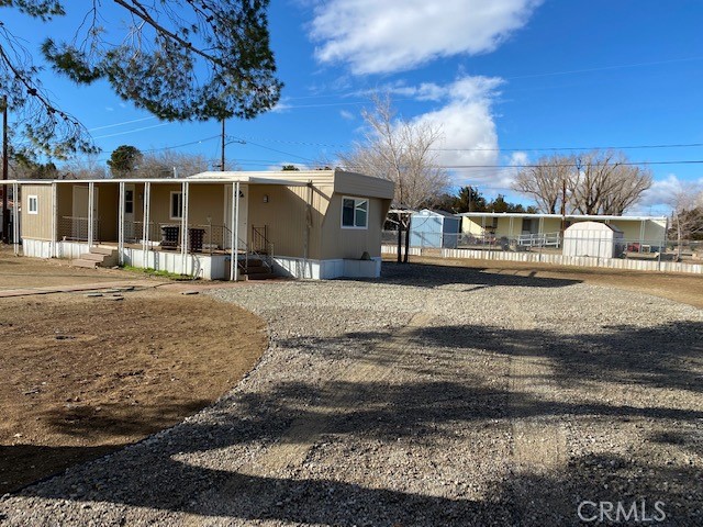 Detail Gallery Image 1 of 16 For 3211 Airway Ln, Rosamond,  CA 93560 - 1 Beds | 1 Baths