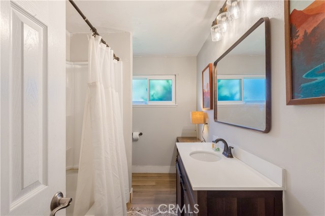 950 N Milford Street, Orange CA: https://media.crmls.org/medias/bd49445c-94a7-43e0-ab6e-83e5622607fd.jpg
