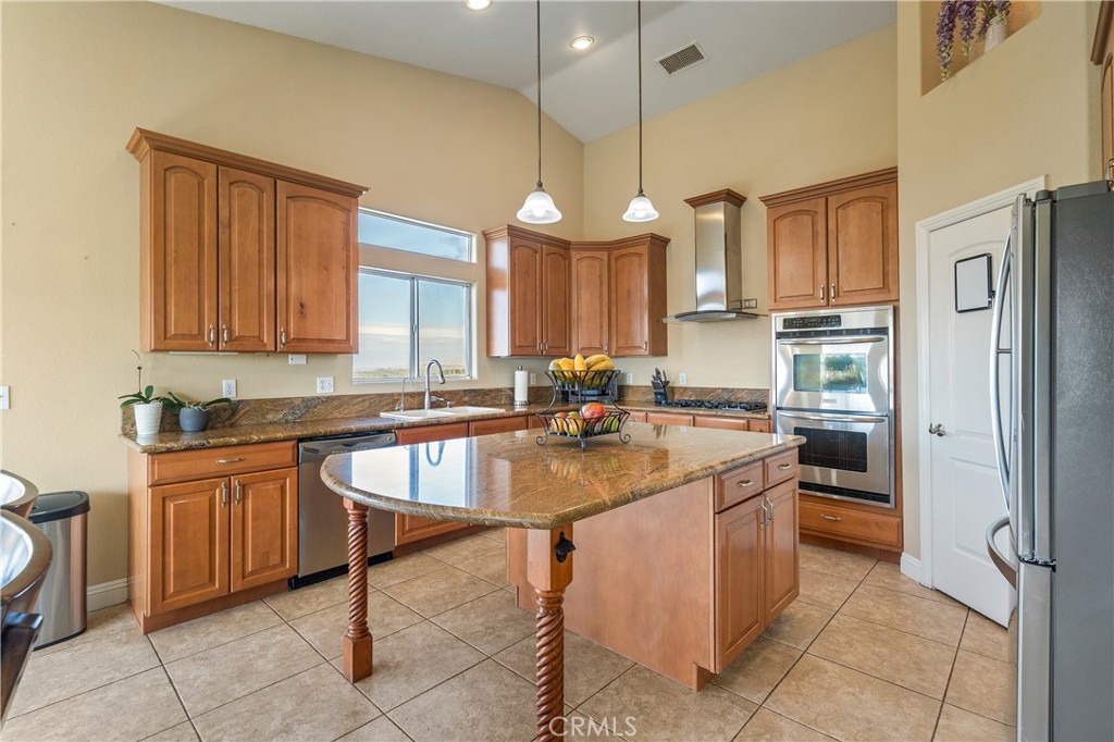 MLS #OC25046910 img 11