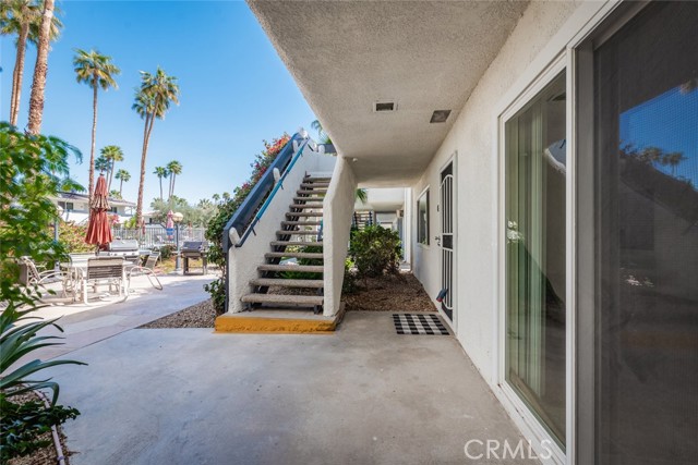 Detail Gallery Image 1 of 19 For 1900 S Palm Canyon Dr #6,  Palm Springs,  CA 92264 - 2 Beds | 2 Baths