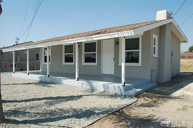 Detail Gallery Image 2 of 18 For 16436 Foothill Bld #1/2,  Fontana,  CA 92335 - 2 Beds | 1 Baths