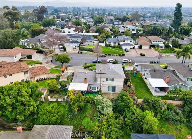 Detail Gallery Image 1 of 52 For 2533 Thorn Pl, Fullerton,  CA 92835 - 6 Beds | 4 Baths