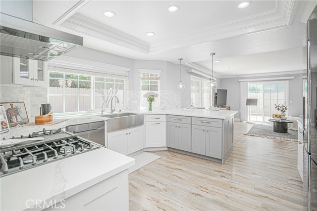 976 Northwood Avenue, Brea CA: https://media.crmls.org/medias/bd4b0cf3-5301-4e54-a833-7547c2be5c05.jpg