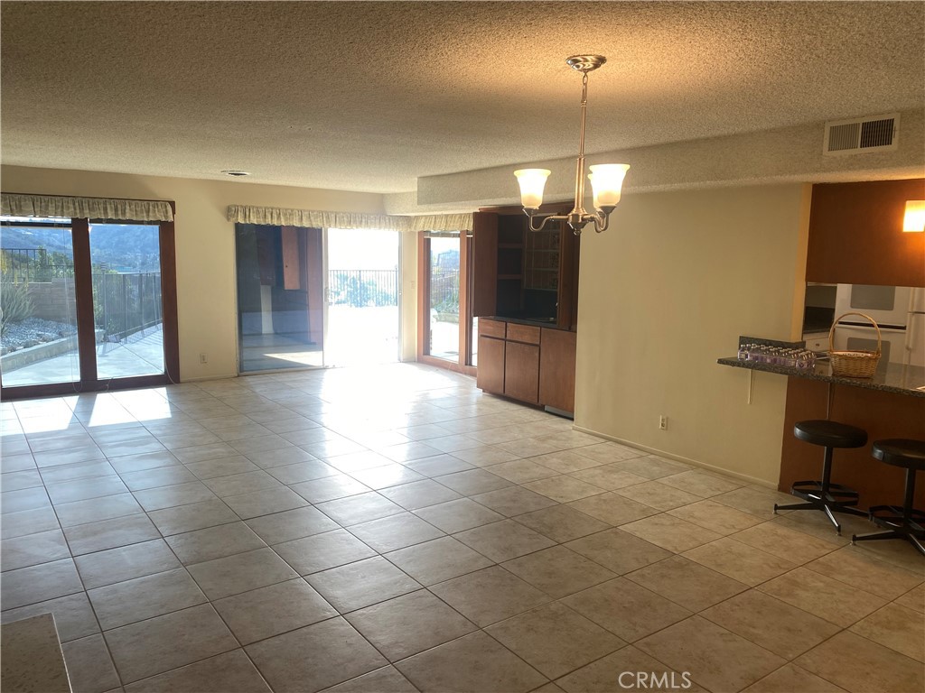 1000 Principia DriveGlendale img 11