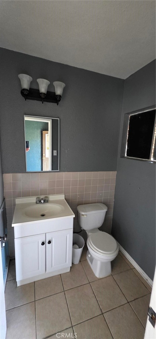  Commercial for Sale in Apple Valley, California