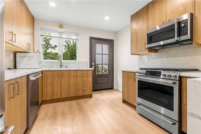 Detail Gallery Image 6 of 43 For 1027 Arcadia Ave #C,  Arcadia,  CA 91007 - 4 Beds | 3 Baths