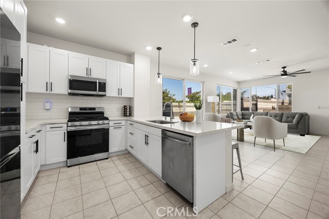3720 S Allston Paseo, Ontario CA: https://media.crmls.org/medias/bd4ebf70-303d-4581-9eb2-54f06034e4da.jpg