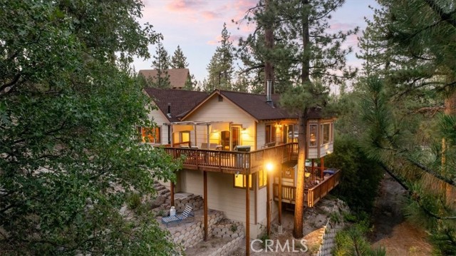 Detail Gallery Image 3 of 31 For 38855 Big Bear, Big Bear Lake,  CA 92315 - 3 Beds | 2 Baths