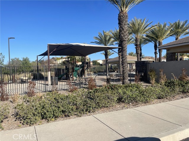 Detail Gallery Image 9 of 10 For 36250 Pursh Dr, Lake Elsinore,  CA 92532 - 5 Beds | 3 Baths