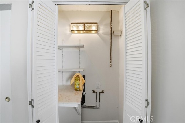 Detail Gallery Image 22 of 57 For 2011 W Katella, Anaheim,  CA 92804 - 2 Beds | 2 Baths