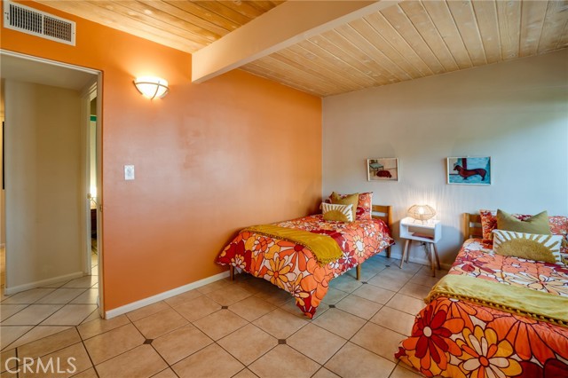 Detail Gallery Image 37 of 69 For 576 E Desert Holly Cir, Palm Springs,  CA 92262 - 3 Beds | 2 Baths