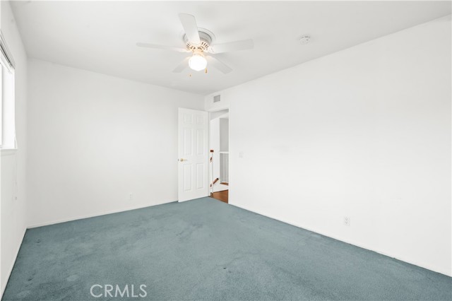 Image 32 of 56 For 6595 Jaluit Street