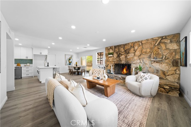 18455 La Cortita Street, Rowland Heights CA: https://media.crmls.org/medias/bd515a37-1845-473d-95e4-dcbb9ba4f889.jpg
