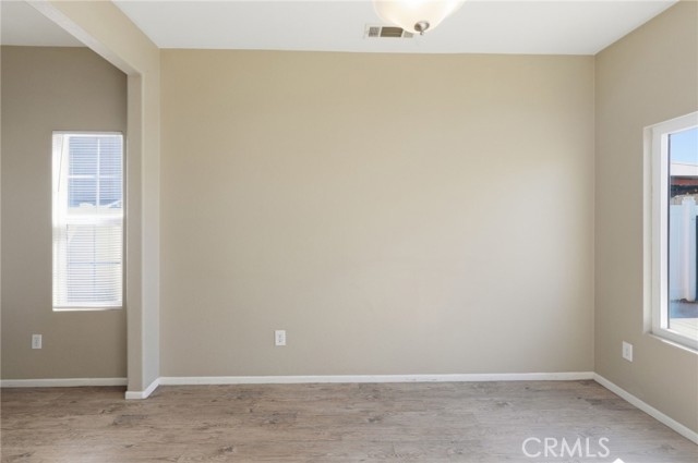 Detail Gallery Image 5 of 47 For 1677 Mesquite, Beaumont,  CA 92223 - 4 Beds | 2/1 Baths