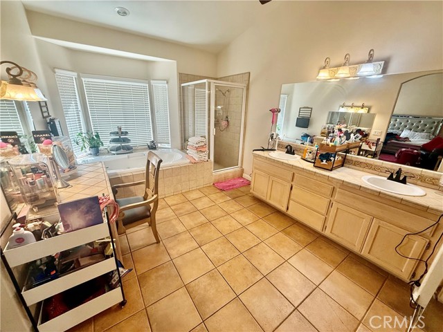 Detail Gallery Image 15 of 27 For 9869 Kehl Canyon Rd, Cherry Valley,  CA 92223 - 4 Beds | 3 Baths