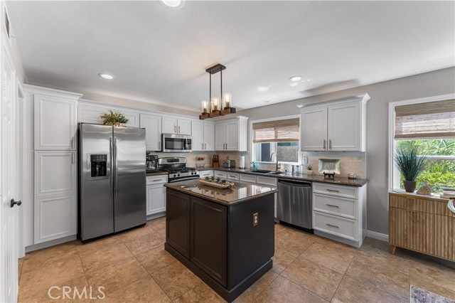 Detail Gallery Image 33 of 75 For 41011 via Tranqilo, Palmdale,  CA 93551 - 3 Beds | 3 Baths