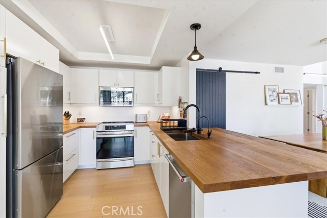 Detail Gallery Image 13 of 43 For 24836 Woodside, Lake Forest,  CA 92630 - 3 Beds | 2 Baths