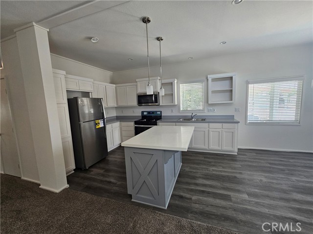 Detail Gallery Image 1 of 22 For 999 S Santa Fe Ave #35,  San Jacinto,  CA 92583 - 2 Beds | 2 Baths