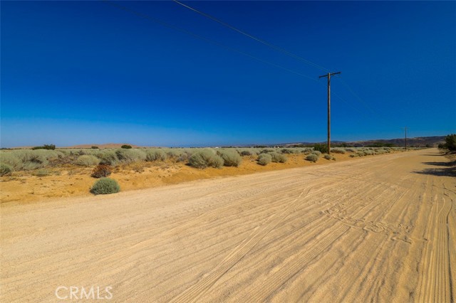 Detail Gallery Image 2 of 7 For 190 W Avenue D-10, Lancaster,  CA 93536 - – Beds | – Baths