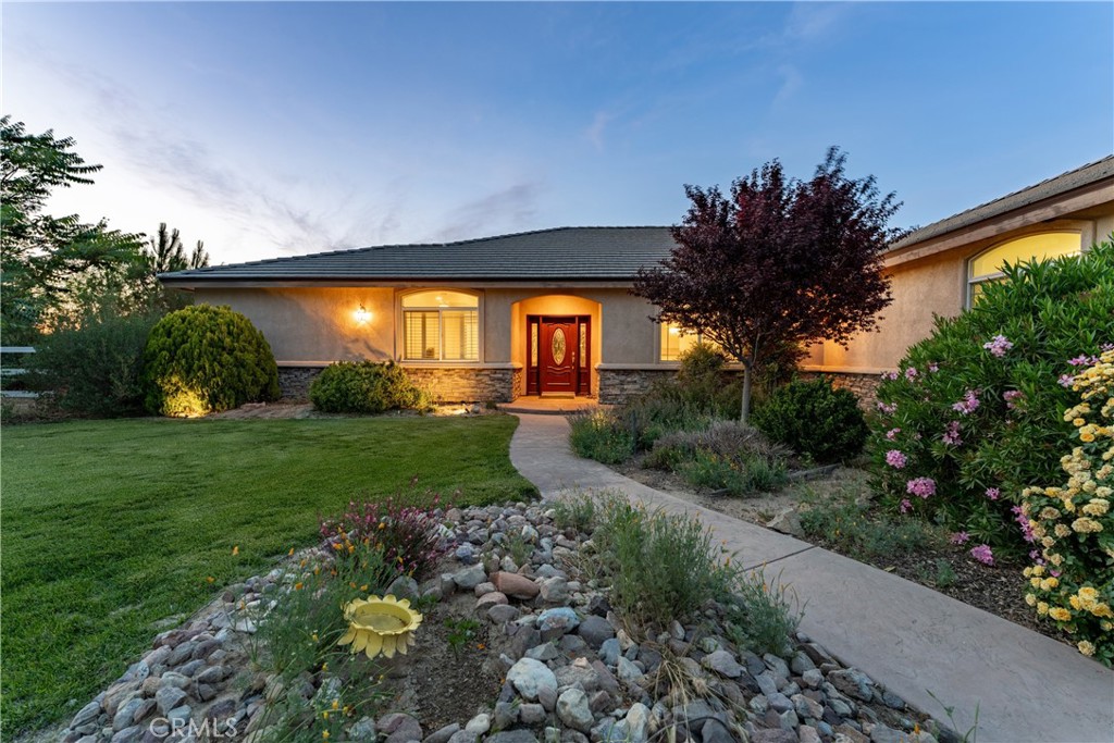 8035 W Avenue D14