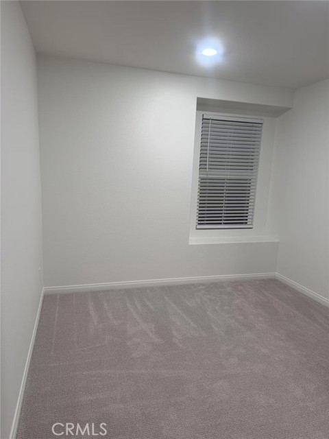 Detail Gallery Image 11 of 19 For 4254 S Laguna Ave, Ontario,  CA 91761 - 3 Beds | 2/1 Baths