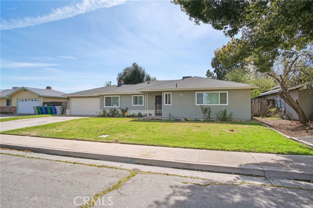 372 Terri Drive, Atwater CA: https://media.crmls.org/medias/bd574188-dc91-4504-9623-f2501f7c8631.jpg