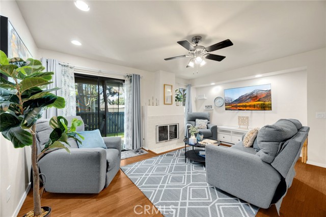 Detail Gallery Image 2 of 25 For 7304 Quill Dr. #182,  Downey,  CA 90242 - 2 Beds | 2 Baths