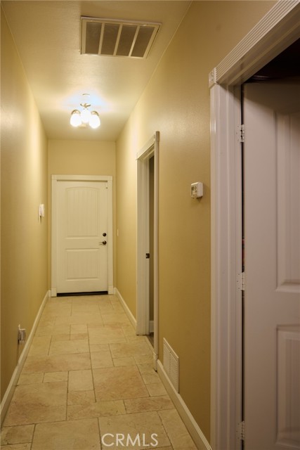 Detail Gallery Image 22 of 30 For 9740 Joshua St, Oak Hills,  CA 92344 - 4 Beds | 3 Baths